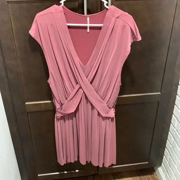 Free People | Dresses | Free People Cupro Cap Sleeve Criss Cross Dress Dusty Mauve Flowy Neutral Boho | Poshmark Free People | Dresses | Free People Cupro Cap Sleeve Criss Cross Dress Dusty Mauve Flowy Neutral Boho | Poshmark